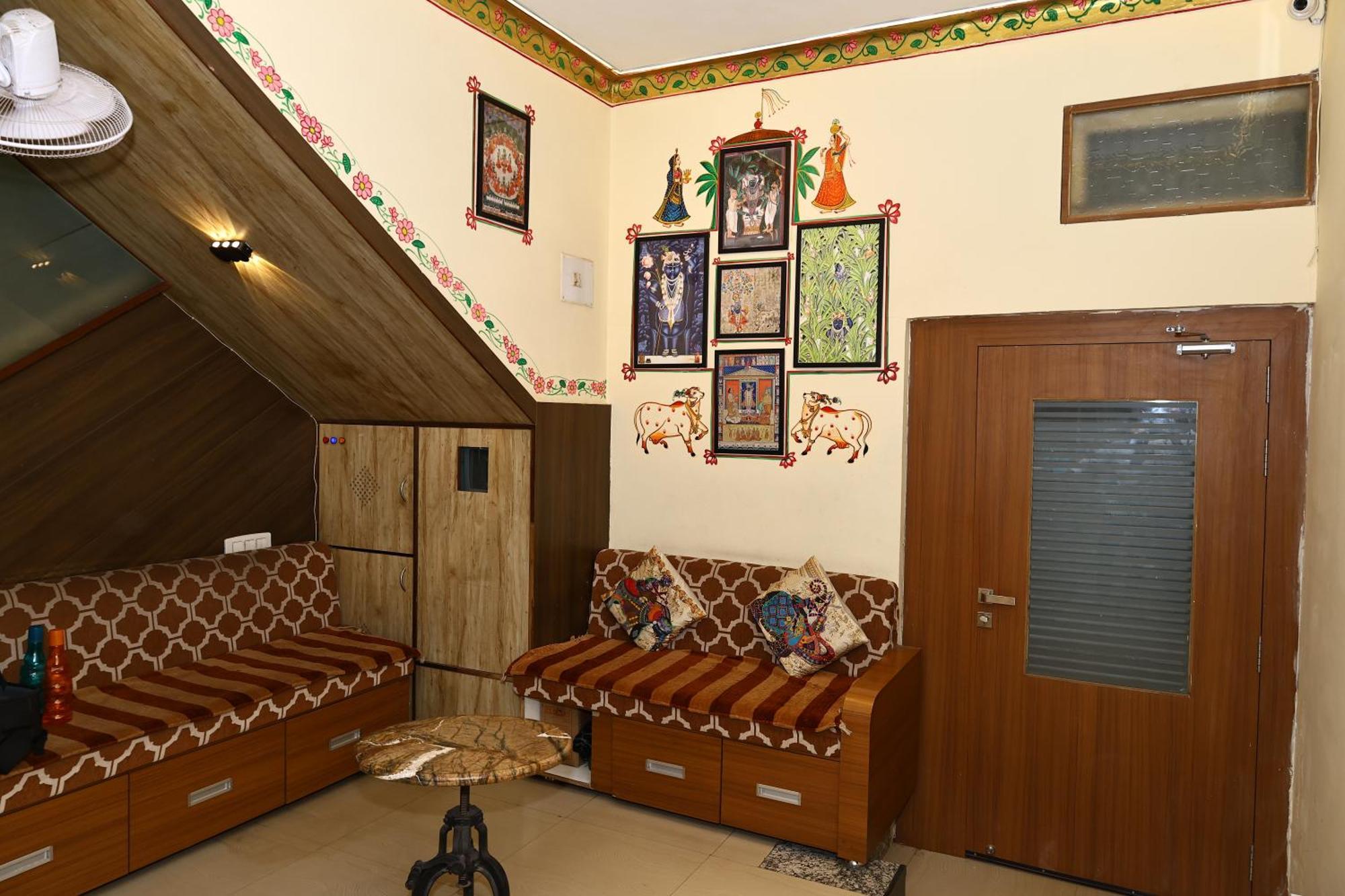 Hotel Suncity By Sharnam นาถดวารา ภายนอก รูปภาพ
